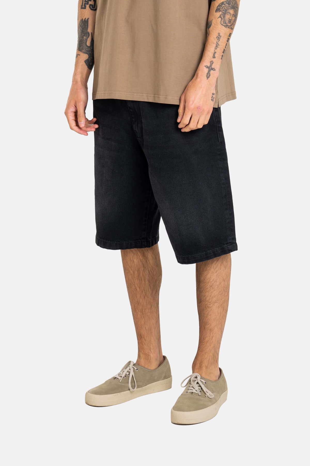 Solid Short Black Washed
