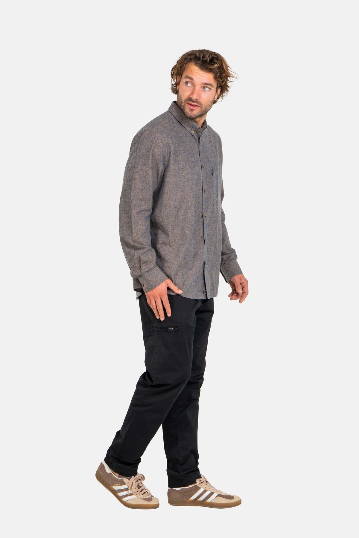 Crater Chino Deep Black