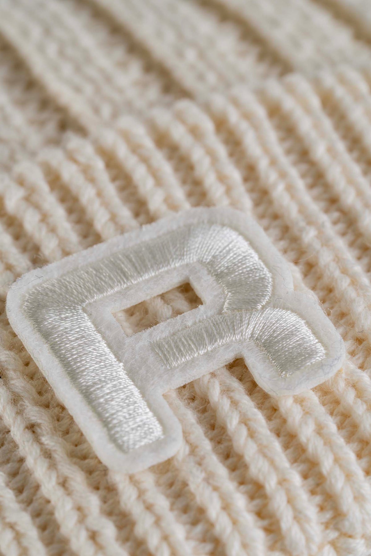 Ease Beanie Off-White