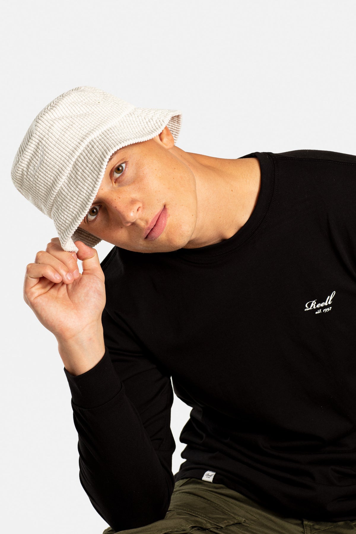 Bucket Hat Off-White Cord