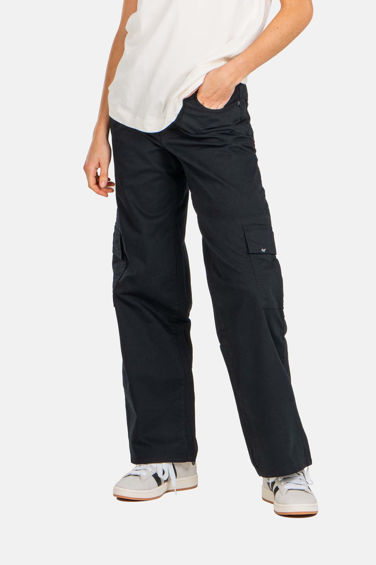 Women Marusha Cargo Black Canvas