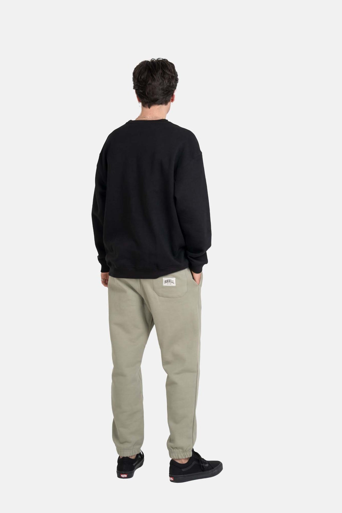 Ease Crewneck Deep Black