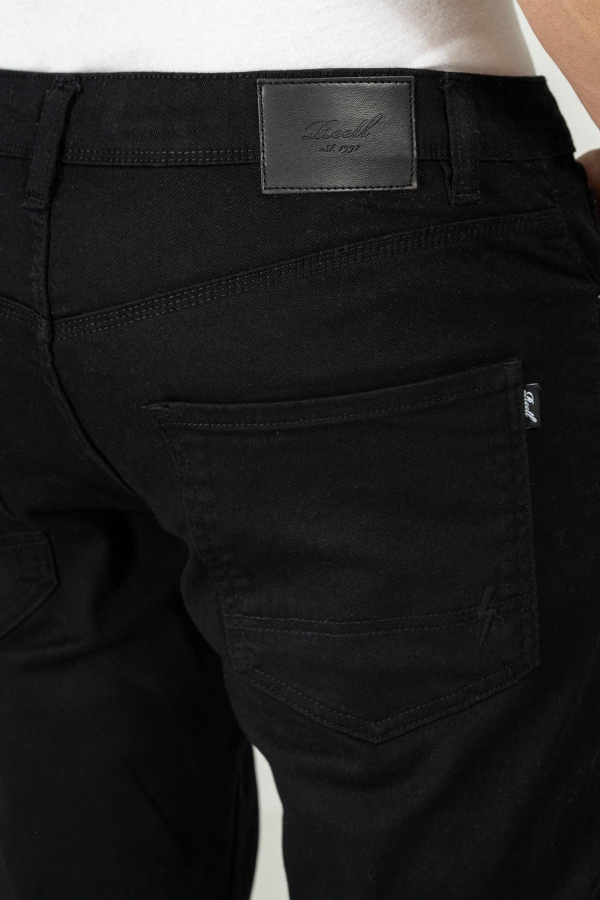 Nova 2 Black