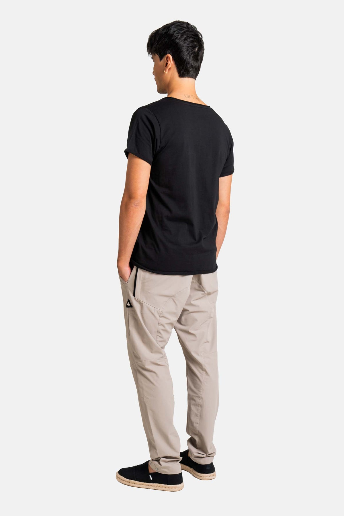 Vulcan T-Shirt Deep Black