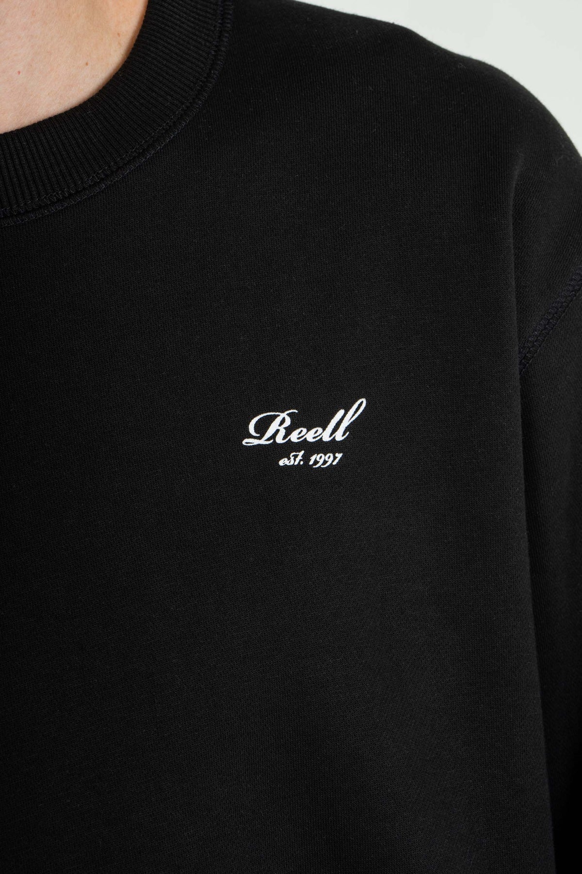 Staple Logo Crewneck Deep Black