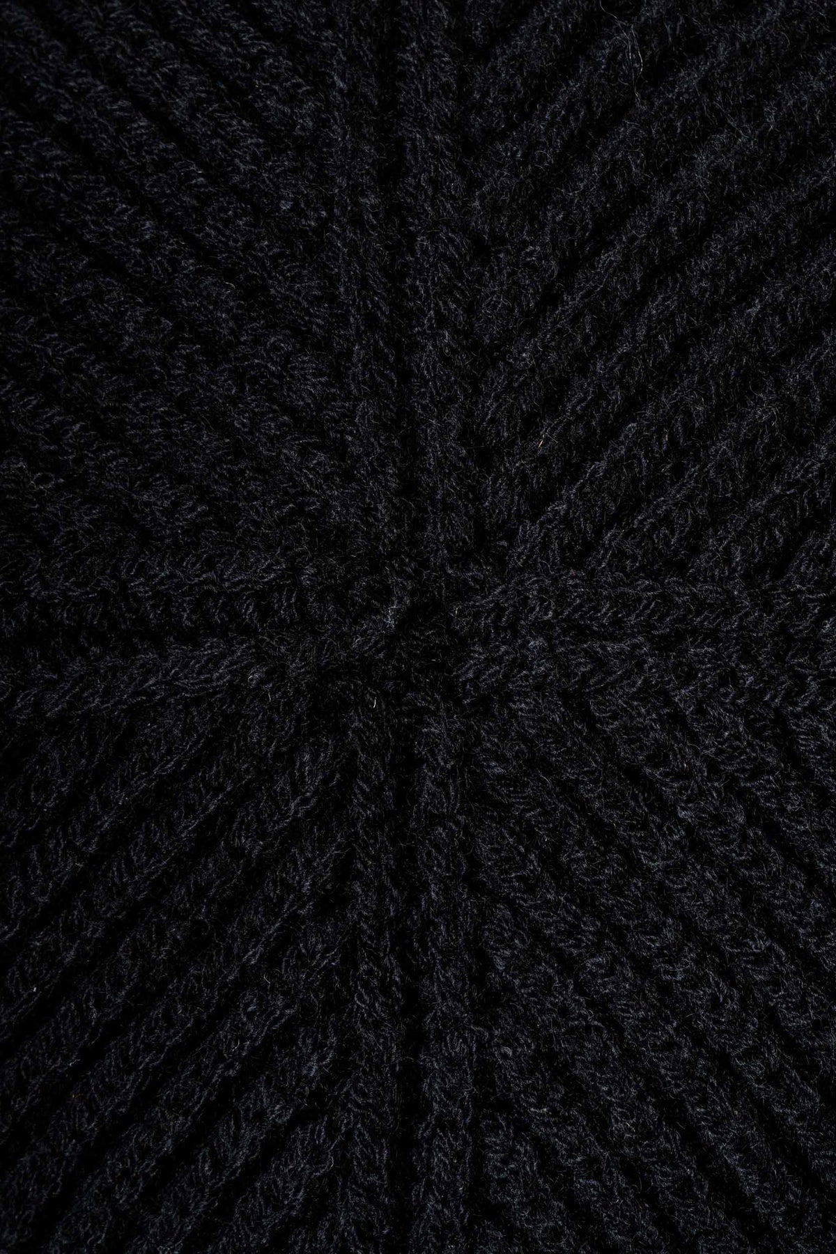 Loop Beanie Black