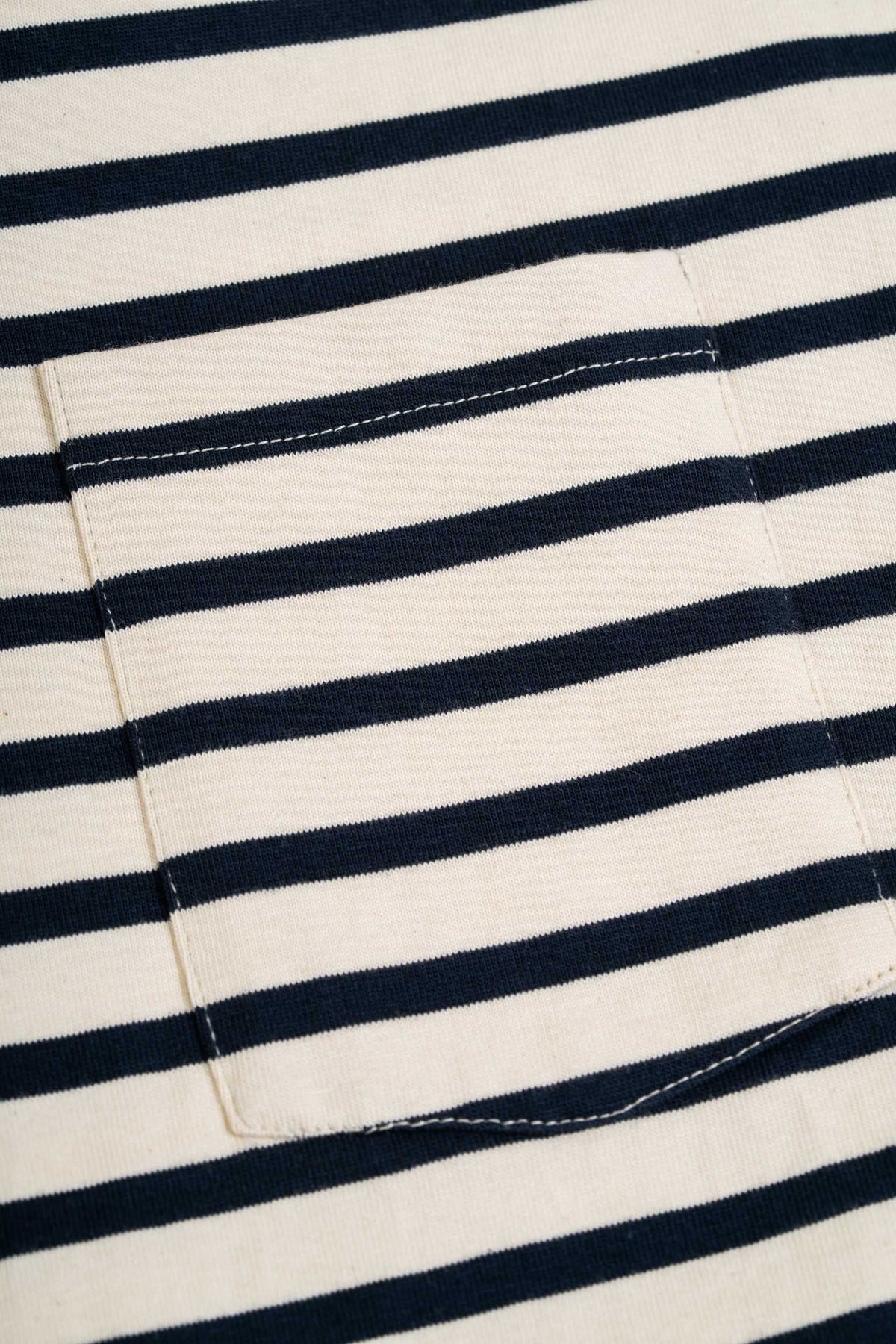 Cross T-Shirt Offwhite / Navy