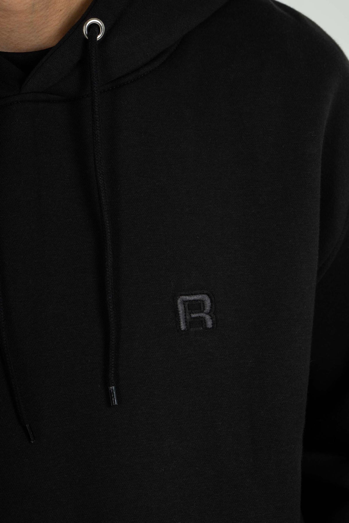 Ease Hoodie Deep Black
