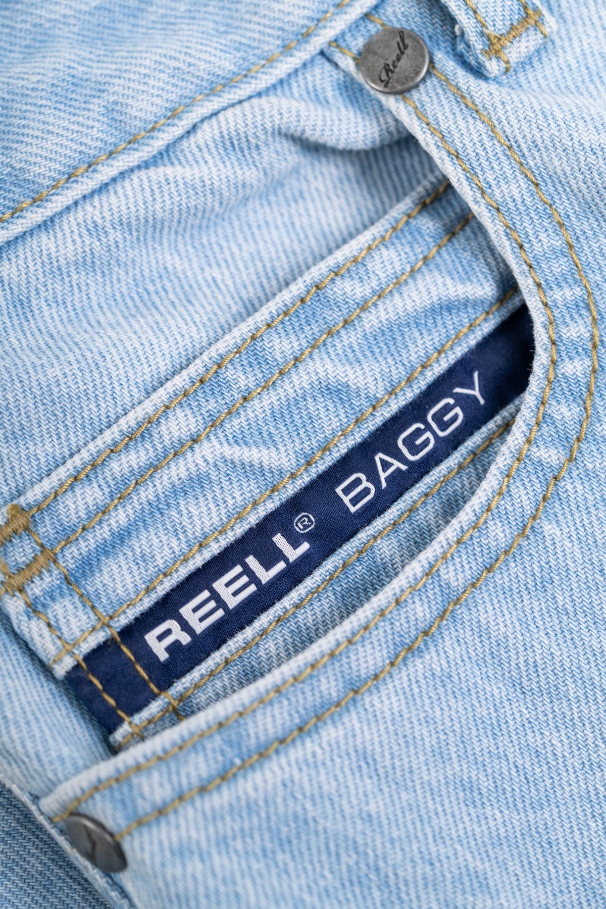 Women Betty Baggy Origin Light Blue