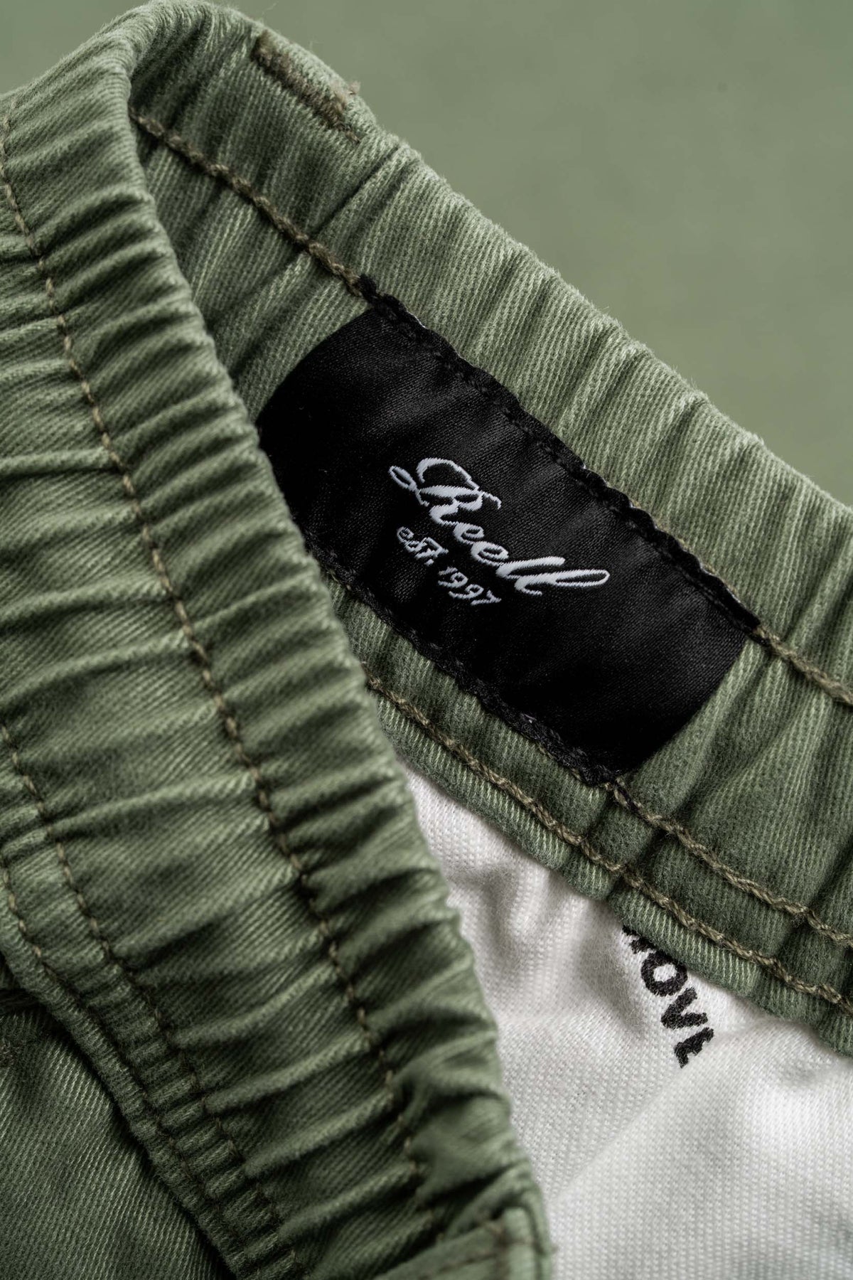 Reflex Loose Chino Light Olive