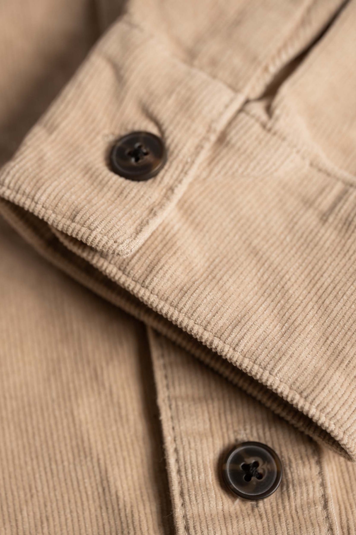 Pitcher Shirt Cashew Sand