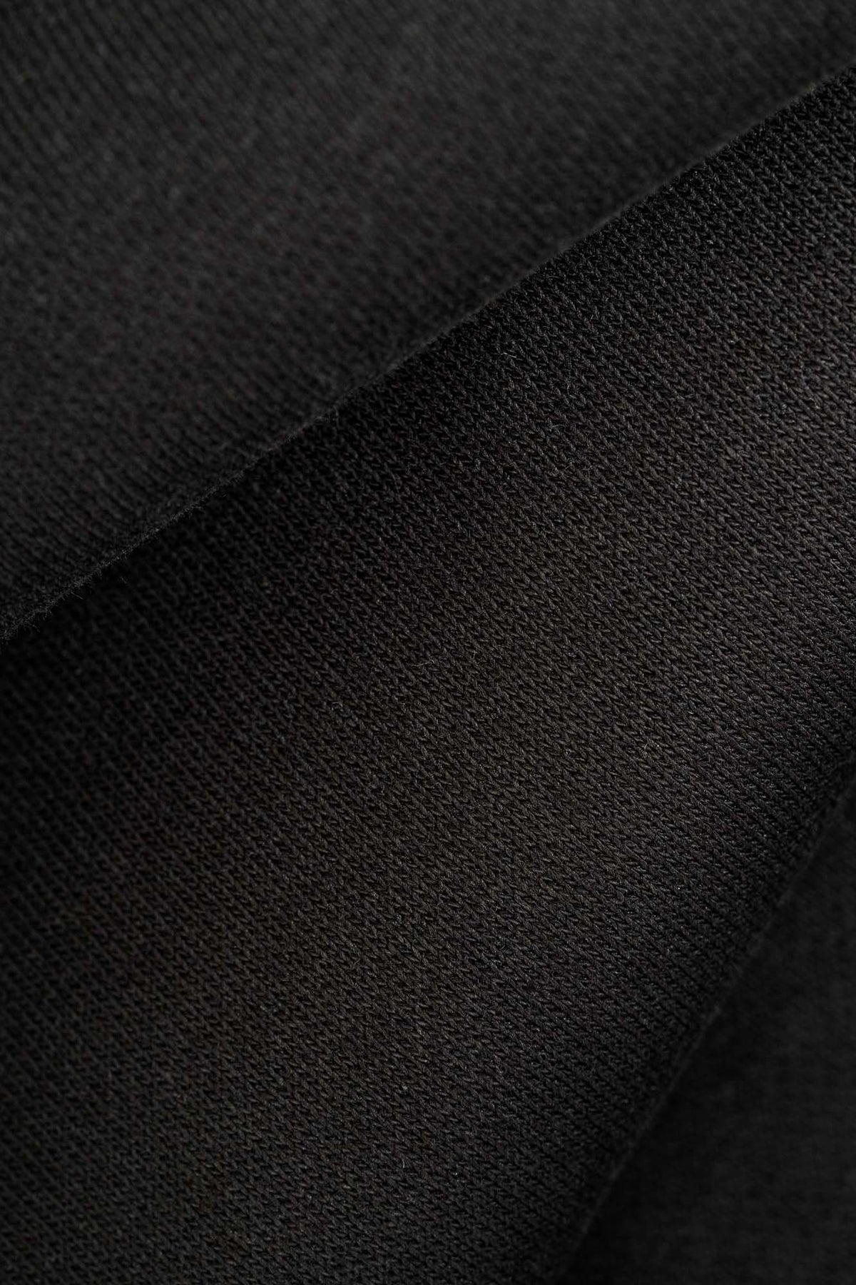 Ease Crewneck Deep Black