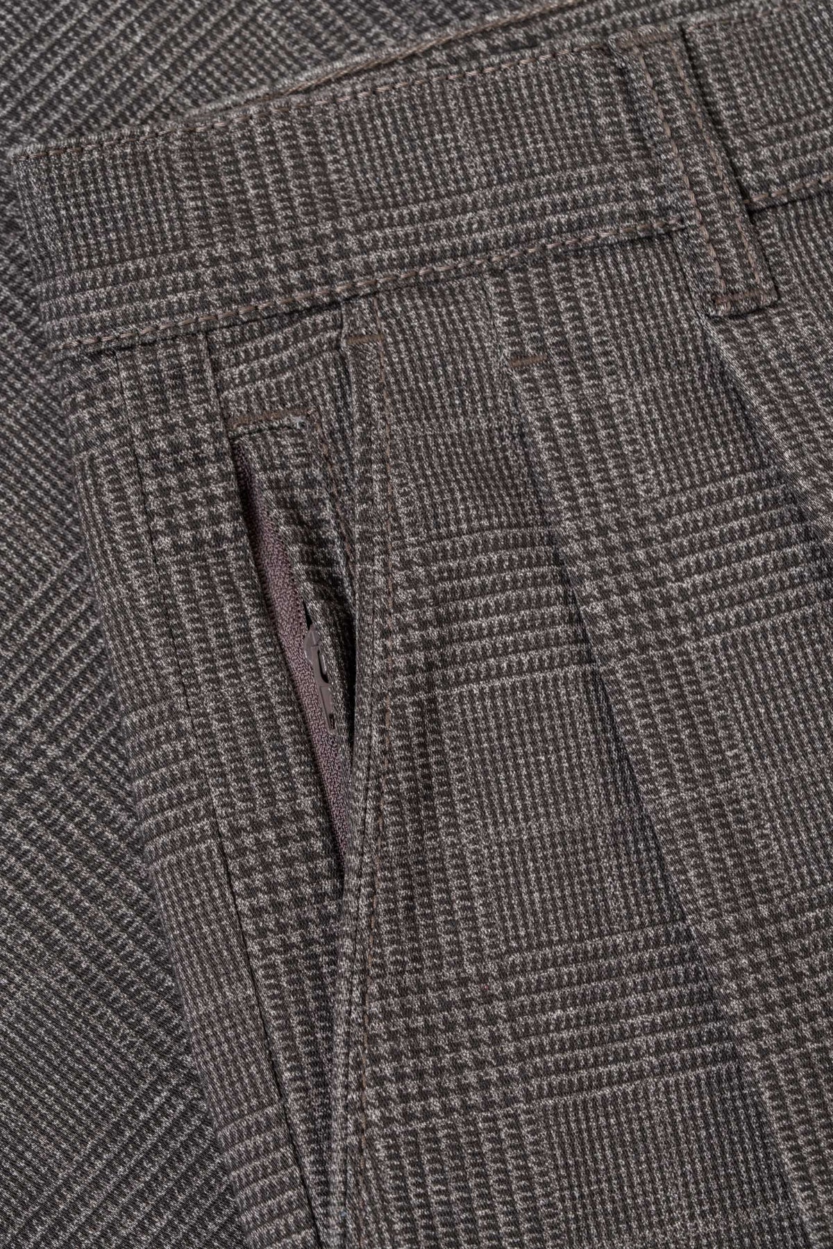 Bowie Chino Greyhound Check
