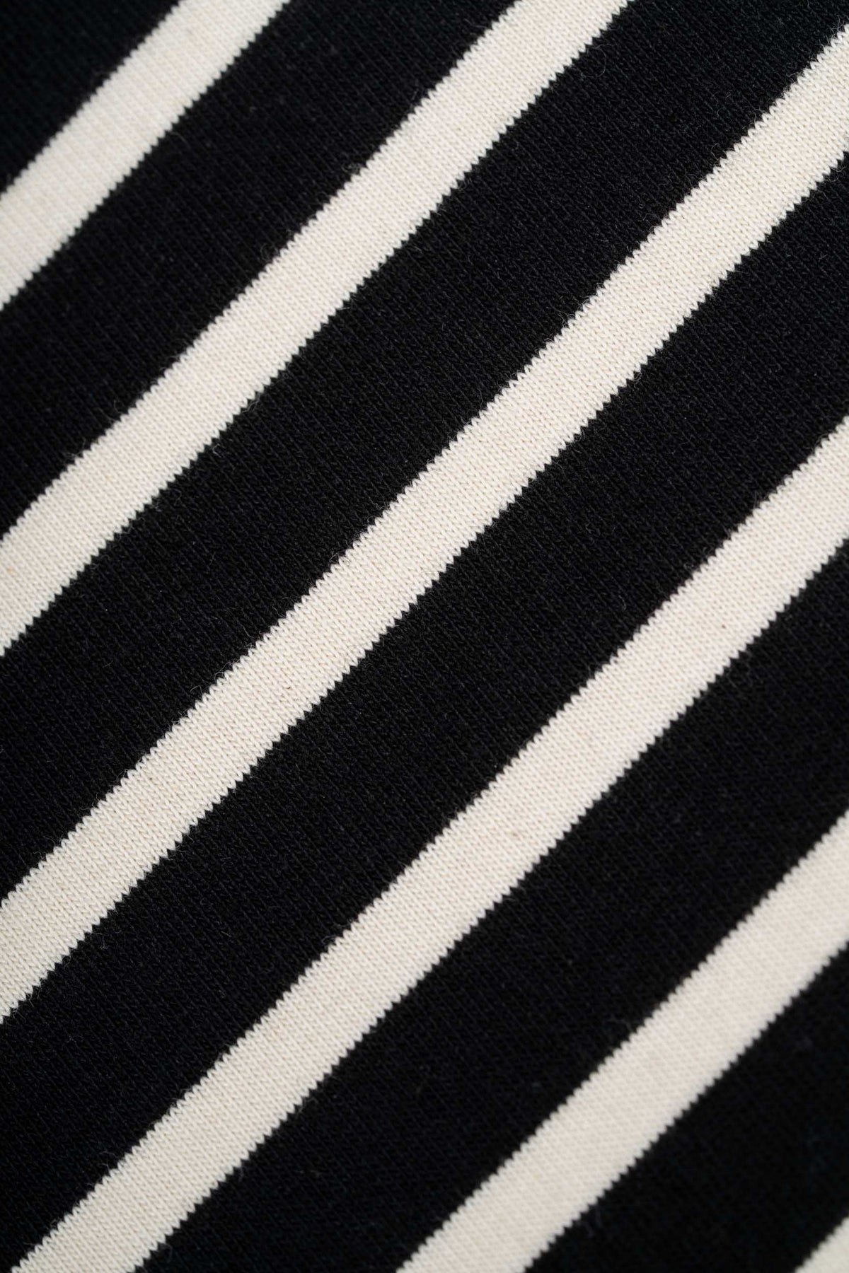 Cross T-Shirt Black / Offwhite