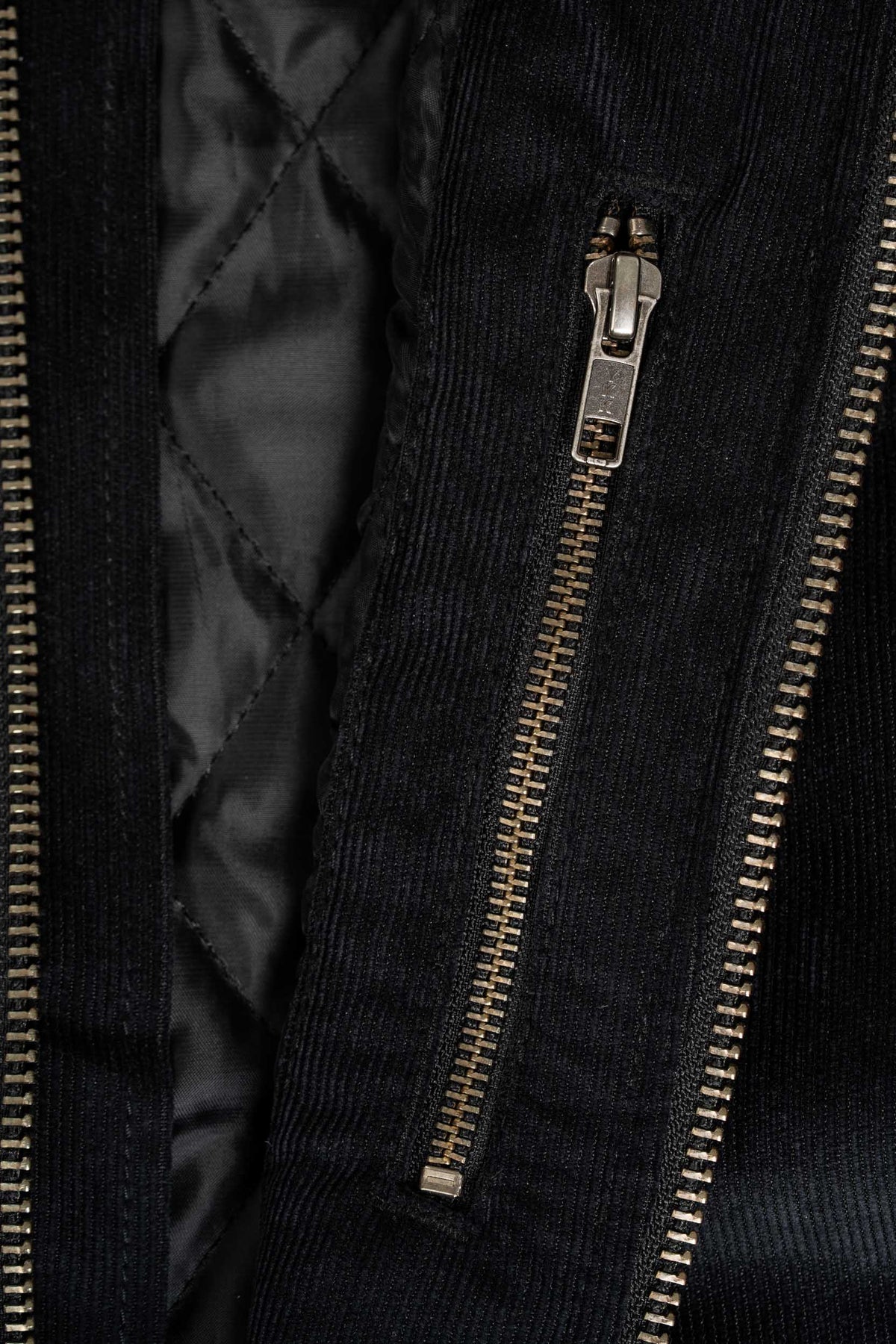 Carver Vest Black