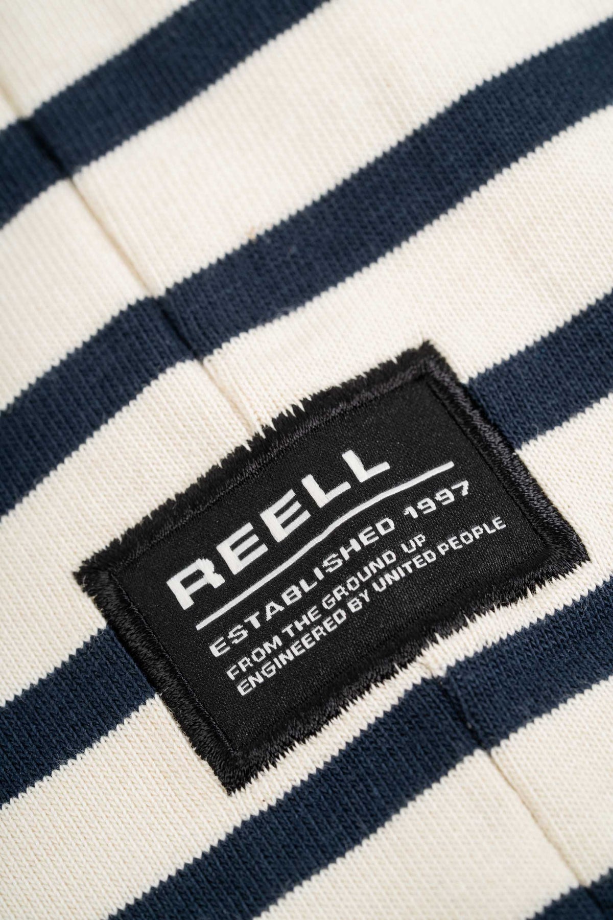 Cross T-Shirt Offwhite / Navy